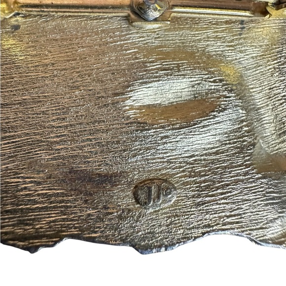 J J Gold Asian Geisha Brooch - Picture 3 of 3